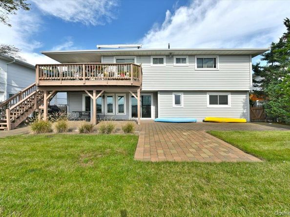 3106 Clubhouse Road, Merrick NY 11566