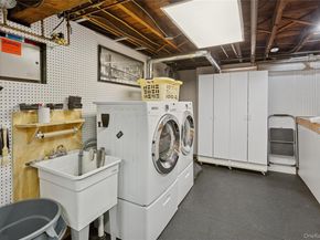 15 N Oceanside Road, Rockville Centre NY 11570