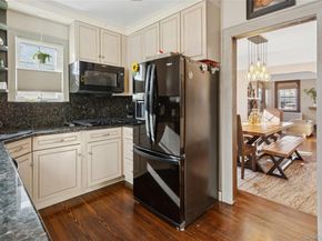 15 N Oceanside Road, Rockville Centre NY 11570