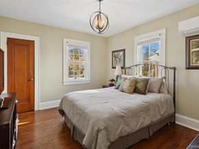 15 N Oceanside Road, Rockville Centre NY 11570