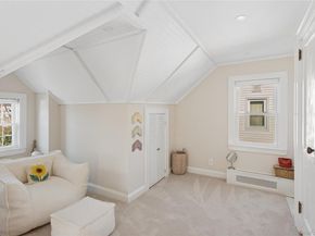 15 N Oceanside Road, Rockville Centre NY 11570