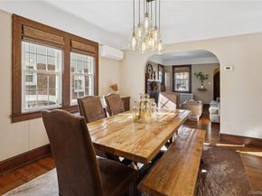 15 N Oceanside Road, Rockville Centre NY 11570