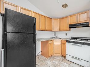 3669 Boller Avenue, Bronx NY 10466