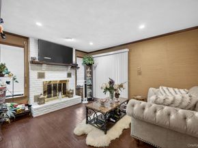 Undisclosed Address #953998, Deer Park NY 11729