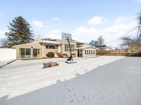 98 Birchwood Park Drive, Jericho NY 11753