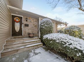 98 Birchwood Park Drive, Jericho NY 11753