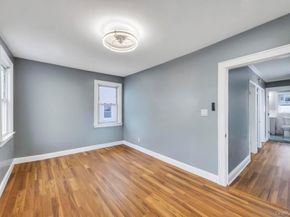 17 Sapir Street, Valley Stream NY 11580