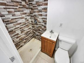 17 Sapir Street, Valley Stream NY 11580