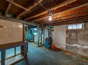 67 Edgewood Road, West Islip NY 11795