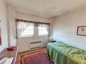 67 Edgewood Road, West Islip NY 11795