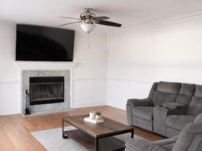 10 Silver Court, Ridge NY 11961