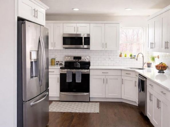 10 Silver Court, Ridge NY 11961