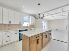 62 Haven Lane, Levittown NY 11756