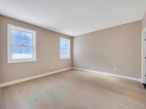 62 Haven Lane, Levittown NY 11756