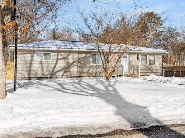 17 Nelson Place, Mastic NY 11950