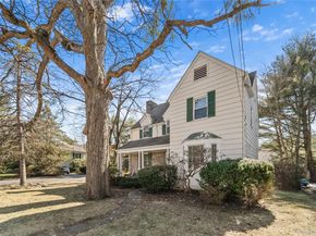 10 Jane Street, Hartsdale NY 10530
