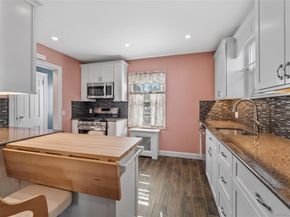 10 Jane Street, Hartsdale NY 10530