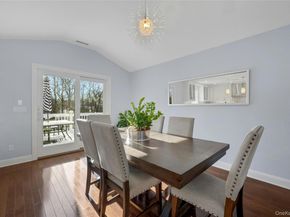30 Highclere Lane, Valhalla NY 10595