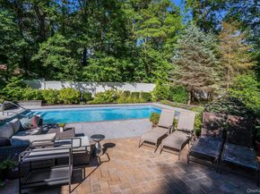 48 Randolph Drive, Dix Hills NY 11746