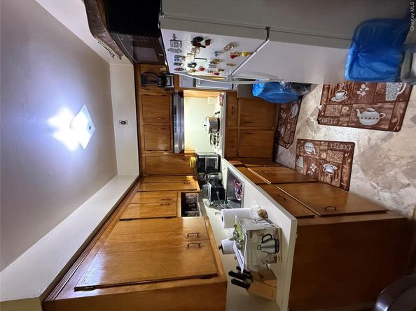4013 De Reimer Avenue, Bronx NY 10466