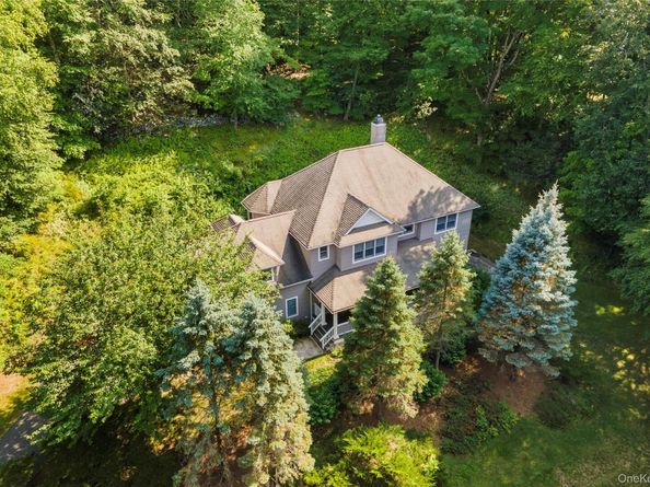 170 Watch Hill Road, Cortlandt Manor NY 10567