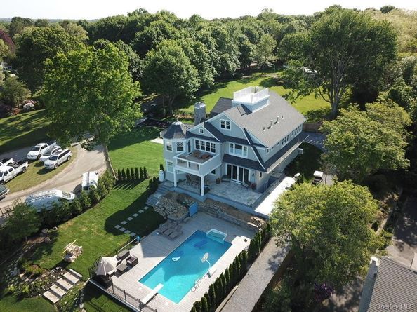 7 Preston Lane, East Setauket NY 11733