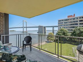 166-25 Powells Cove Boulevard 4M, Beechhurst NY 11357