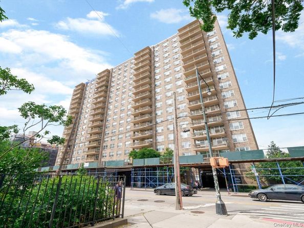 41-40 Union Street 8V, Flushing NY 11355
