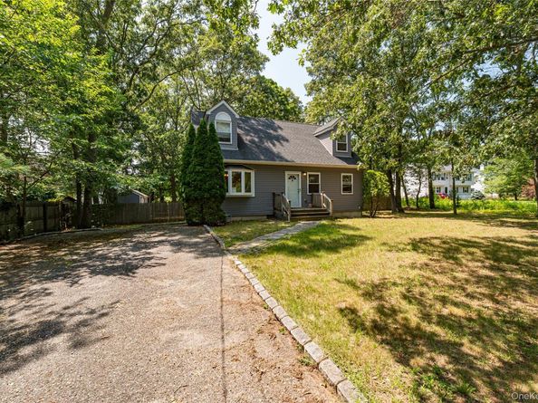 252 Oxhead Road, Centereach NY 11720