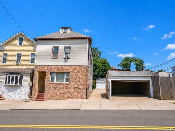 122-15 23rd Avenue, College Point NY 11356