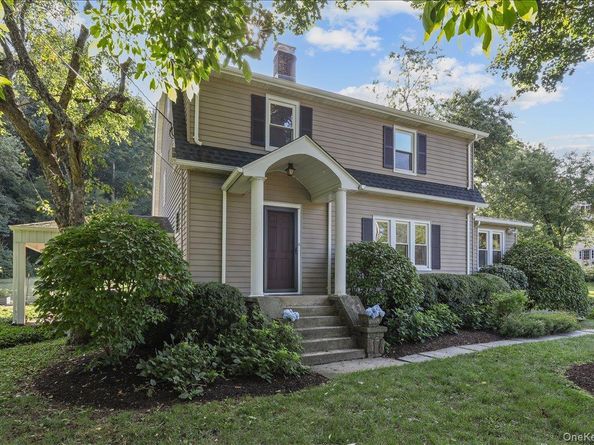 13 Washburn Road, Mount Kisco NY 10549