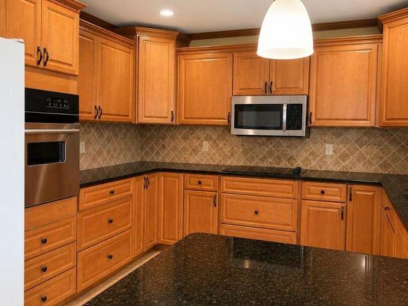 180 Sutton Manor Road, New Rochelle NY 10801