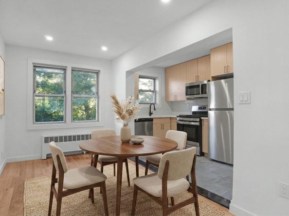 4135 Murdock Avenue, Bronx NY 10466