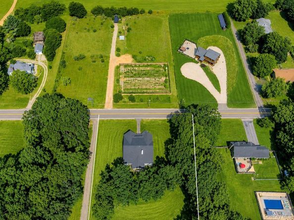 38 N Bay Avenue, Eastport NY 11941
