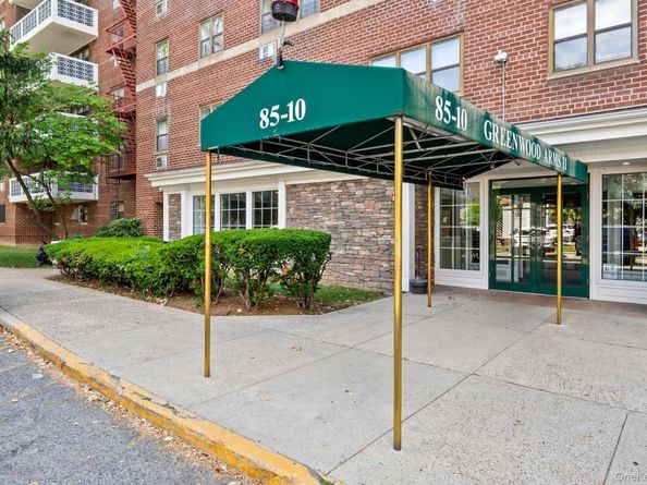 85-10 151 Avenue 2D, Howard Beach NY 11414