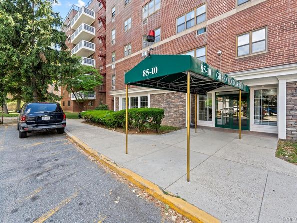 85-10 151 Avenue 2D, Howard Beach NY 11414