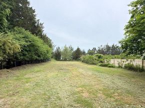 6900 Main Bayview Road, Southold NY 11971