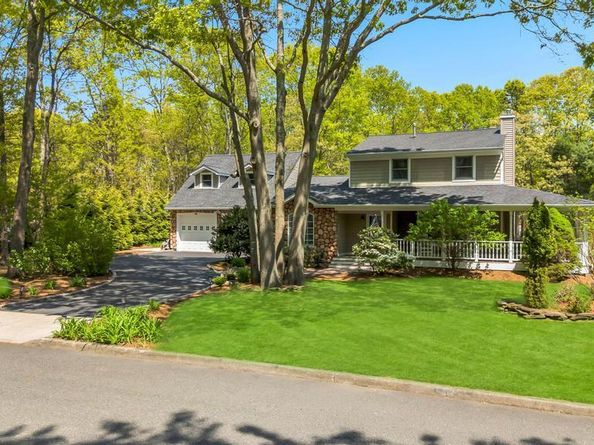 5 Barbara Anne Street, Manorville NY 11949