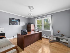 9 Dove Lane, Bay Shore NY 11706