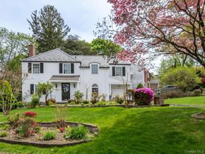 60 Mill Spring Road, Manhasset NY 11030