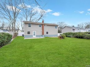 339 Avenue B, Ronkonkoma NY 11779