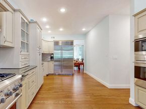 17 Tappanwood Drive, Locust Valley NY 11560