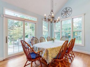 17 Tappanwood Drive, Locust Valley NY 11560