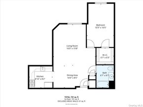 130 Post Avenue 324, Westbury NY 11590