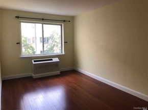 130 Post Avenue 324, Westbury NY 11590