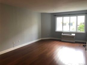 130 Post Avenue 324, Westbury NY 11590