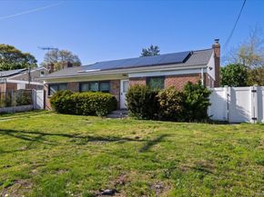 69 W 22nd Street, Huntington Station NY 11746