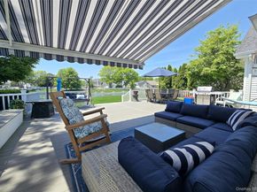 12 Laurel Lane, Holtsville NY 11742