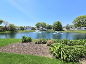 12 Laurel Lane, Holtsville NY 11742