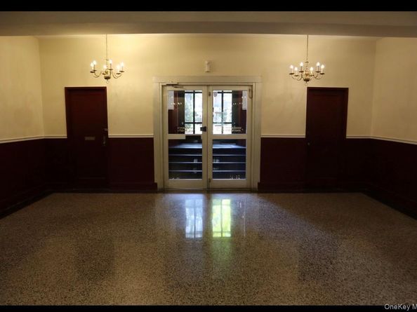 465 E Lincoln Avenue 411, Mount Vernon NY 10552